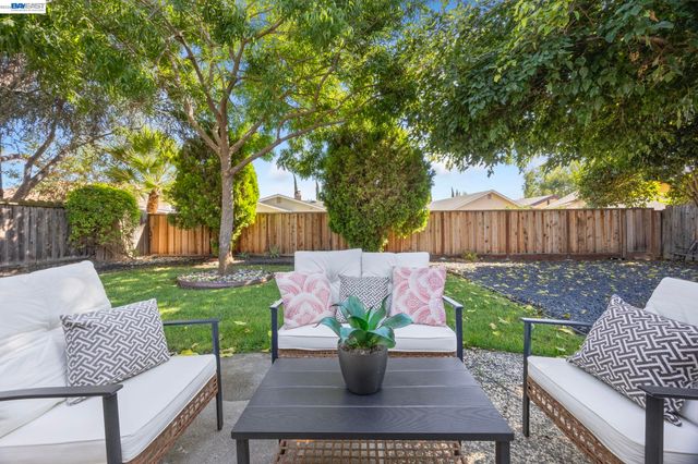 553 Covington Way, Livermore, CA 94551