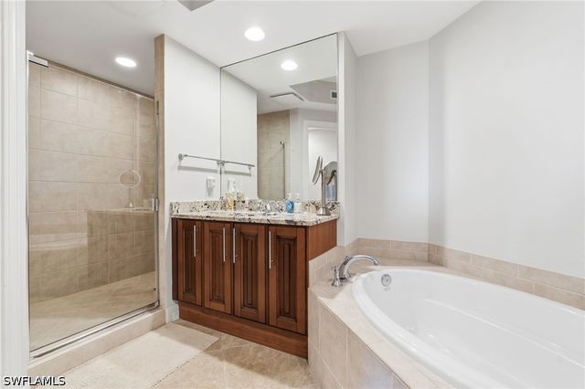 4761 West Bay BLVD 402, Estero, FL 33928