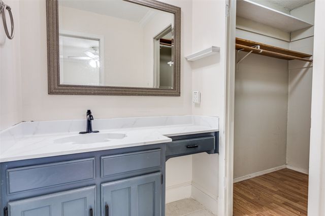 8600 Brookridge Drive, North Richland Hills, TX 76182