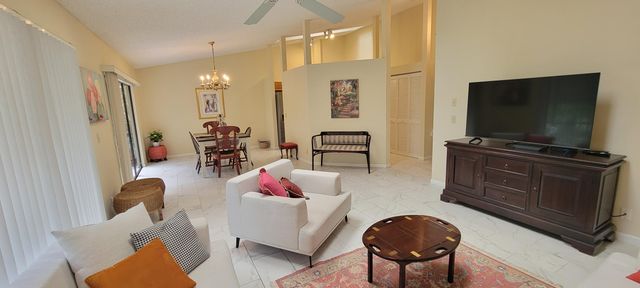 701 Bannock Lane, Palm Beach Gardens, FL 33418