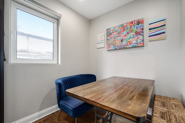 1742 N Bissell Street, Chicago, IL 60614