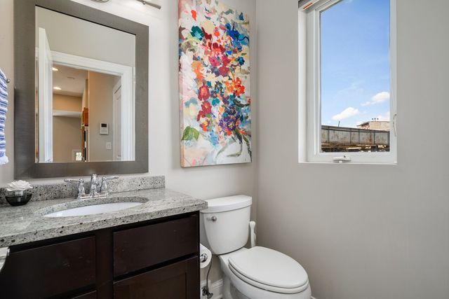 1742 N Bissell Street, Chicago, IL 60614