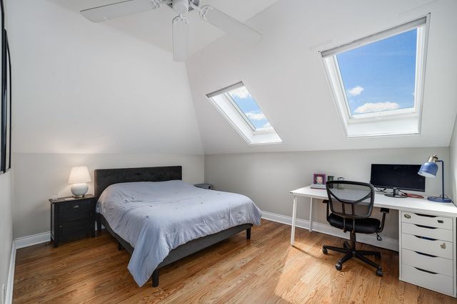 1742 N Bissell Street, Chicago, IL 60614