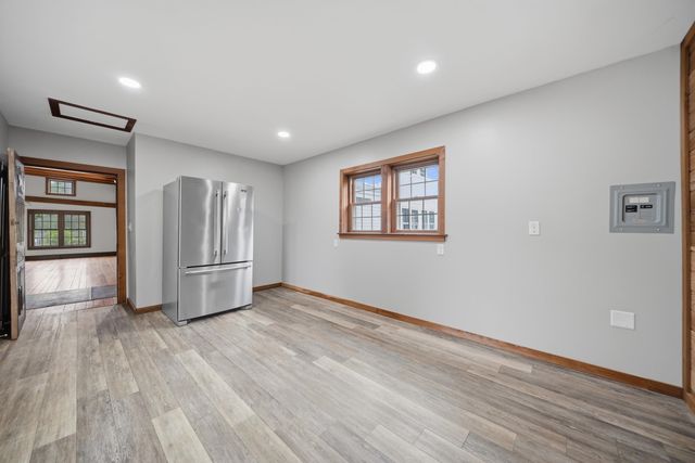 1 Cross Road, Francestown, NH 03043