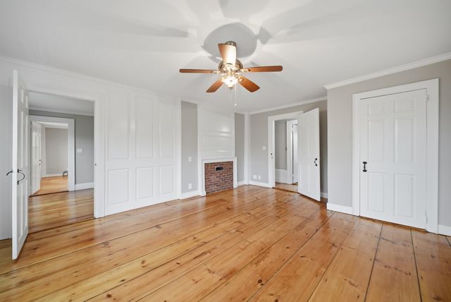 1 Cross Road, Francestown, NH 03043