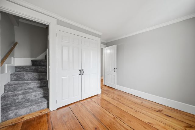 1 Cross Road, Francestown, NH 03043