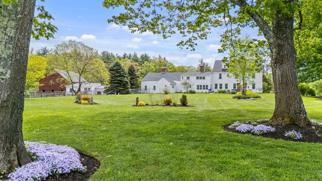 1 Cross Road, Francestown, NH 03043