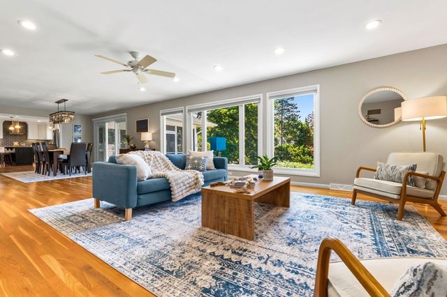 4 Arlington Ter, Haverhill, MA 01830
