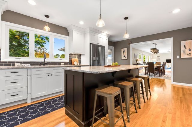 4 Arlington Ter, Haverhill, MA 01830