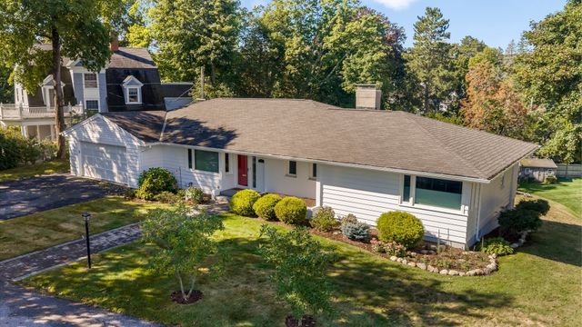 4 Arlington Ter, Haverhill, MA 01830