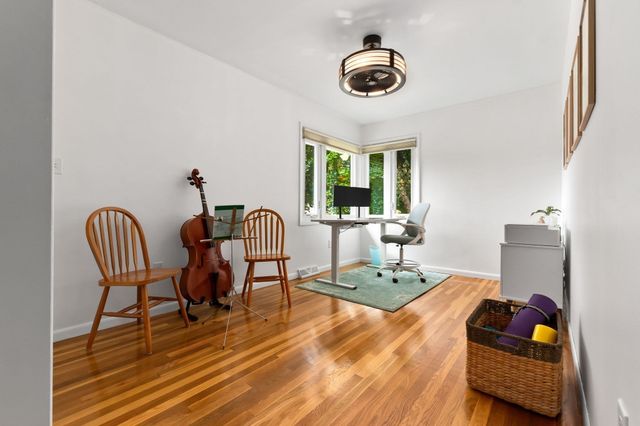 4 Arlington Ter, Haverhill, MA 01830