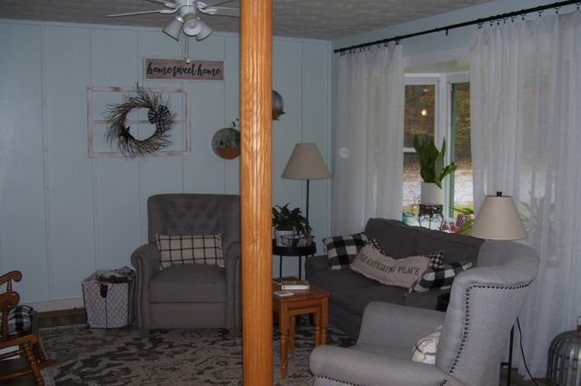 743 COMERTOWN RD, Shenandoah, VA 22849