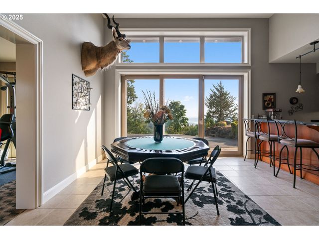 4961 GREEN MOUNTAIN Rd, Kalama, WA 98625