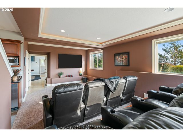 4961 GREEN MOUNTAIN Rd, Kalama, WA 98625