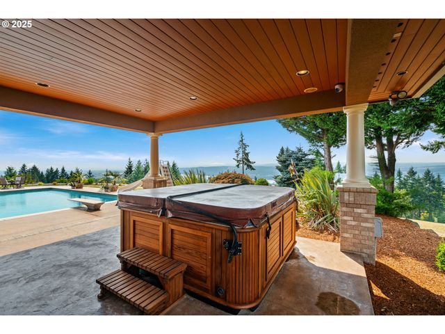 4961 GREEN MOUNTAIN Rd, Kalama, WA 98625