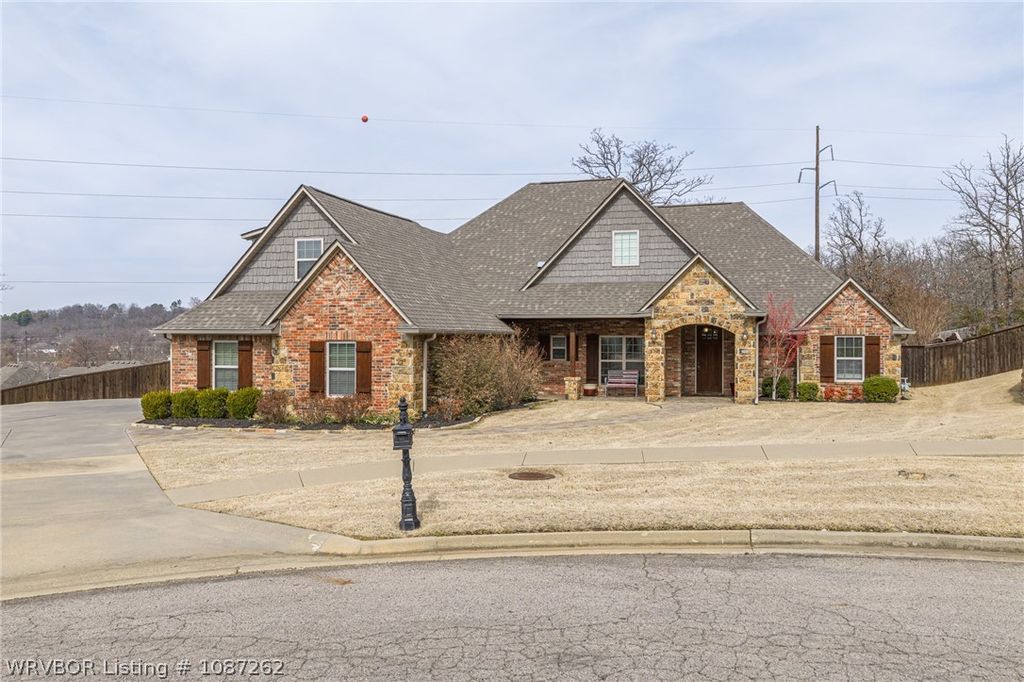 8723 Reata Street, Fort Smith, AR 72916