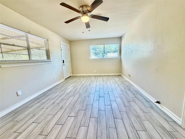 920 Vivian Ave, Pasadena, TX 77506