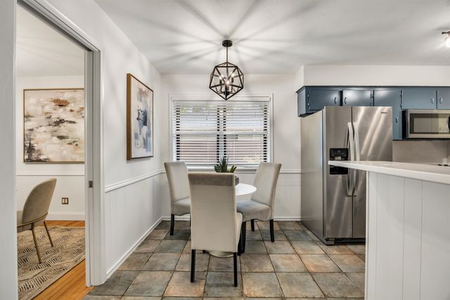 10215 Vinemont Street, Dallas, TX 75218