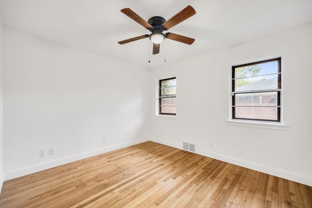 10215 Vinemont Street, Dallas, TX 75218