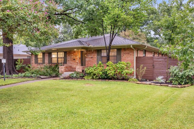 10215 Vinemont Street, Dallas, TX 75218