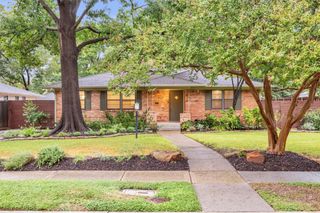 10215 Vinemont Street, Dallas, TX 75218
