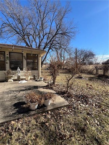 3401 67th Street, Gladstone, MO 64119