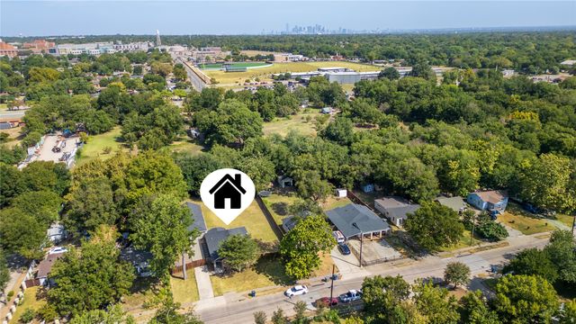 2433 56th Street, Dallas, TX 75241