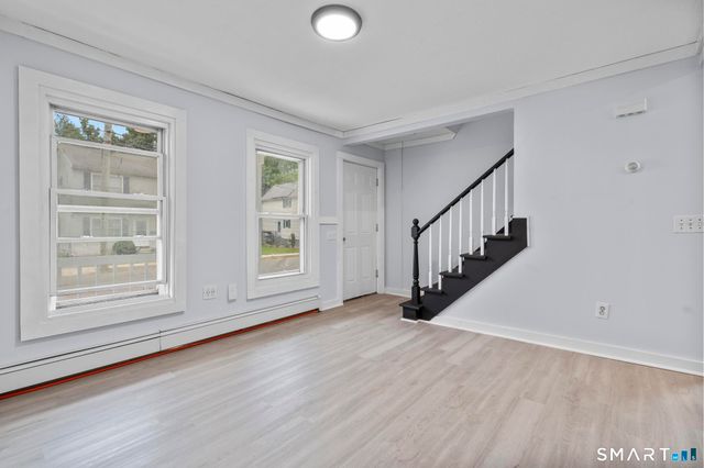 48 Dudley Street, Hamden, CT 06517
