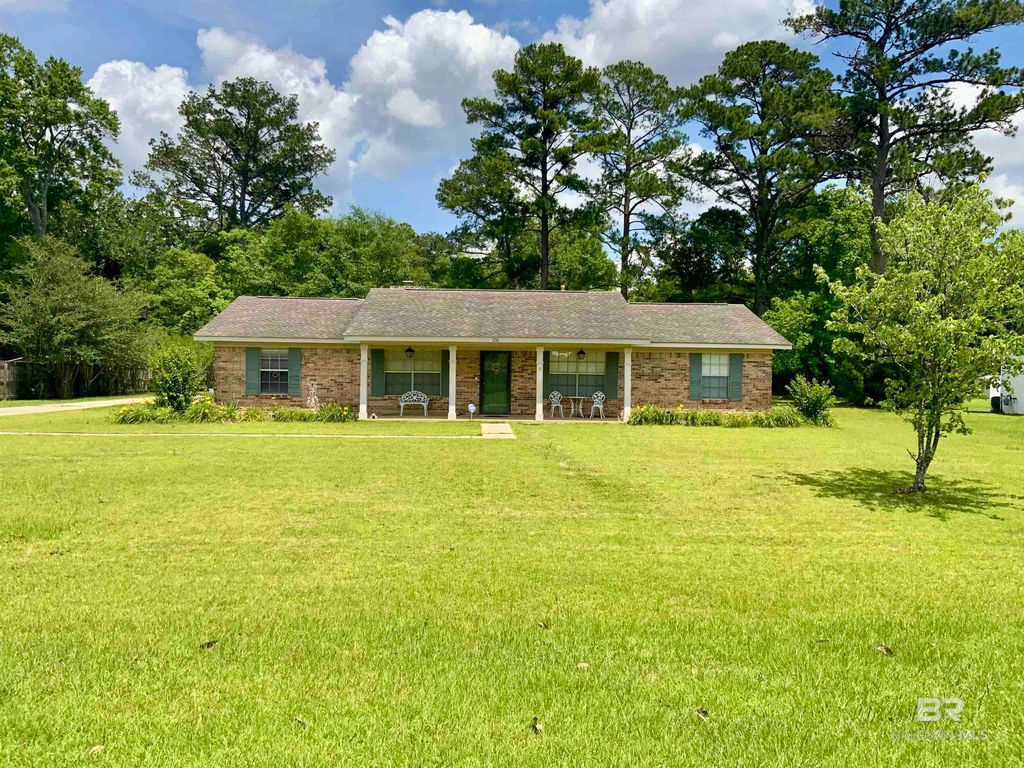 1210 Mixon Avenue, Bay Minette, AL 36507