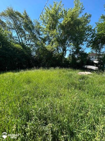 3326 Ruckle Street, Saginaw, MI 48601
