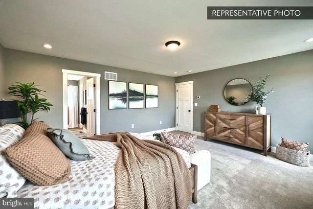 BEACON POINTE PLAN AT LOGAN MEADOWS, Dillsburg, PA 17019