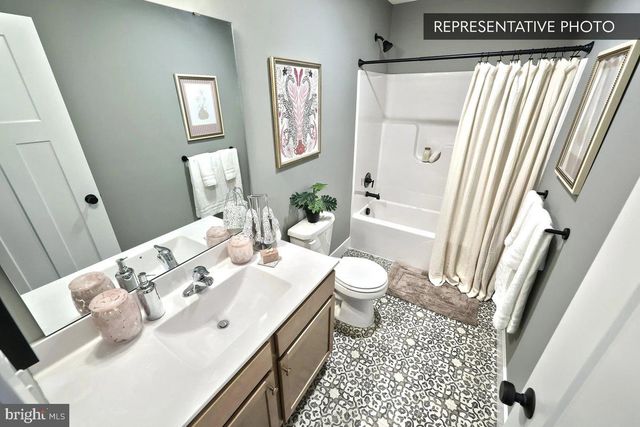 BEACON POINTE PLAN AT LOGAN MEADOWS, Dillsburg, PA 17019