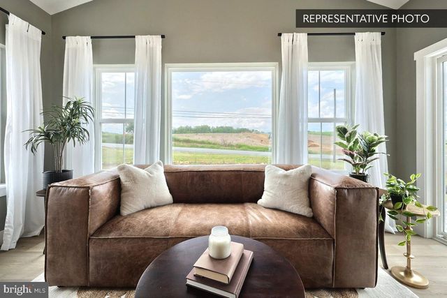 BEACON POINTE PLAN AT LOGAN MEADOWS, Dillsburg, PA 17019