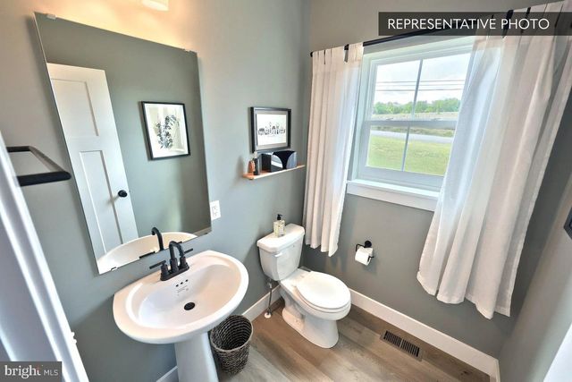 BEACON POINTE PLAN AT LOGAN MEADOWS, Dillsburg, PA 17019