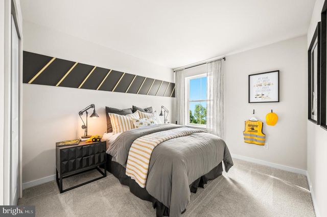 22 ANDERSON DR, Bridgeport, PA 19405