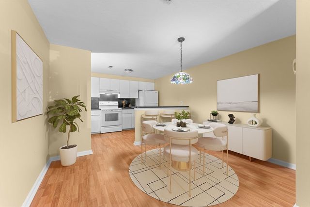 356 Neponset St D, Canton, MA 02021