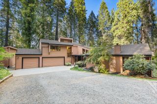 13011 Admiral Ln, Grass Valley, CA 95945