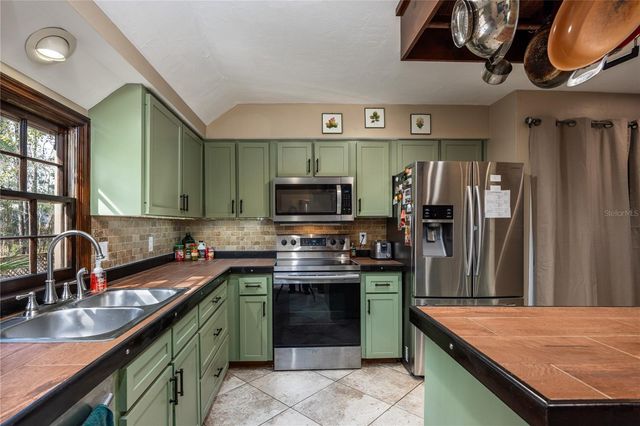 5206 SW 86TH TERRACE, Gainesville, FL 32608