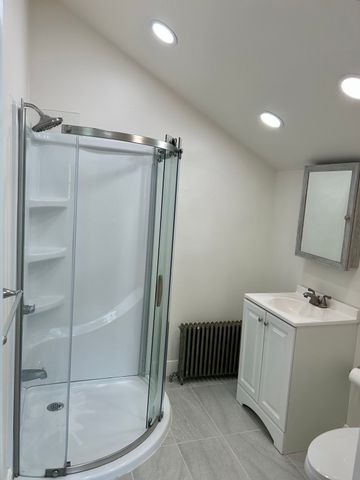 21 Great Rd 21, Acton, MA 01720