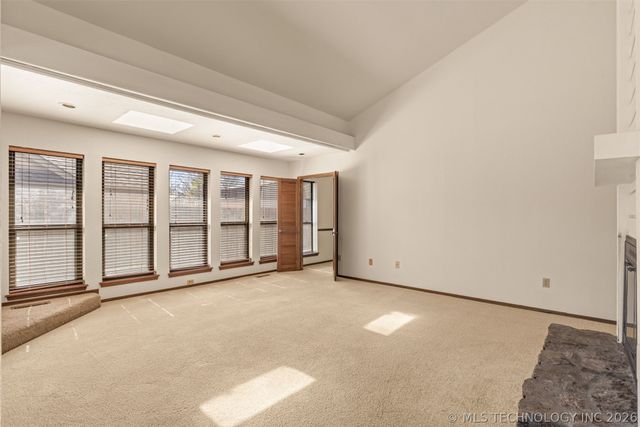 8718 S 72nd East Avenue, Tulsa, OK 74133