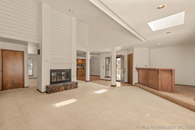 8718 S 72nd East Avenue, Tulsa, OK 74133