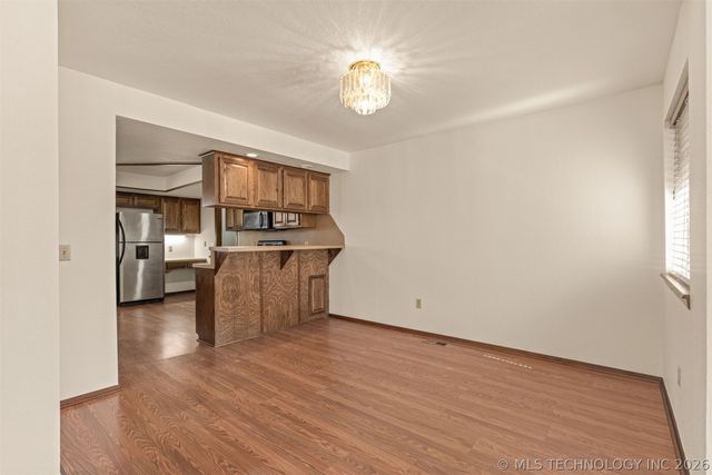 8718 S 72nd East Avenue, Tulsa, OK 74133