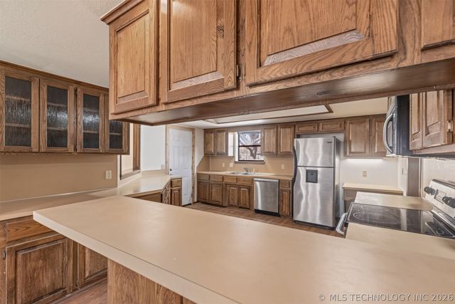 8718 S 72nd East Avenue, Tulsa, OK 74133