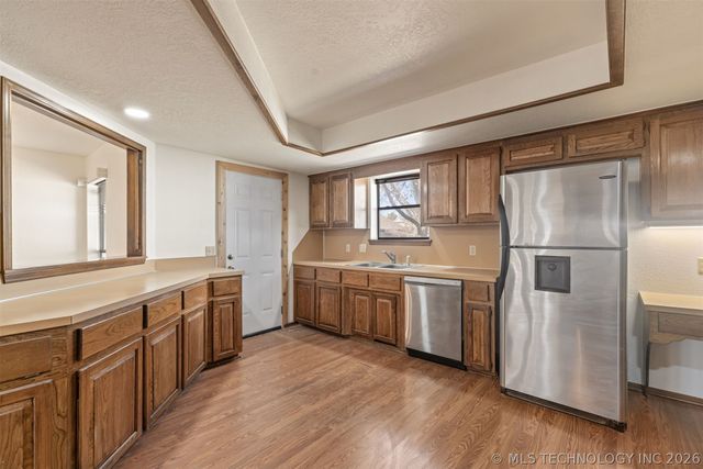 8718 S 72nd East Avenue, Tulsa, OK 74133