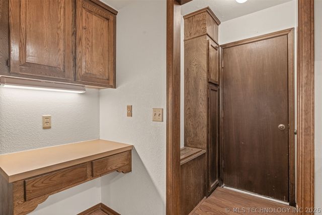 8718 S 72nd East Avenue, Tulsa, OK 74133