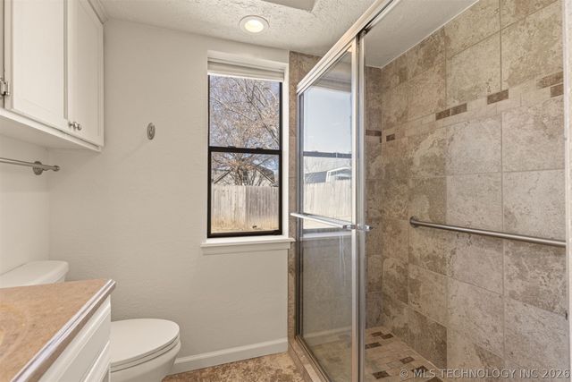 8718 S 72nd East Avenue, Tulsa, OK 74133