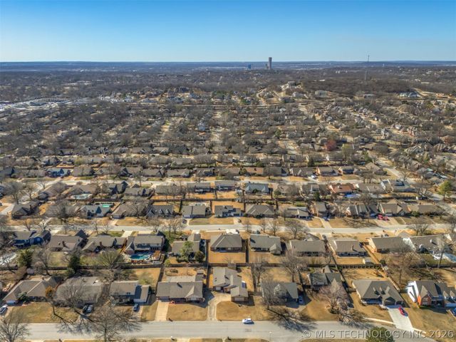 8718 S 72nd East Avenue, Tulsa, OK 74133