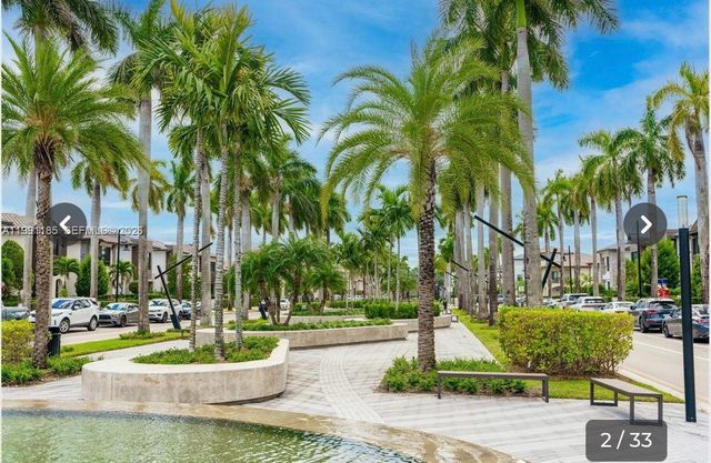 4675 NW 83rd Pkwy, Doral, FL 33166