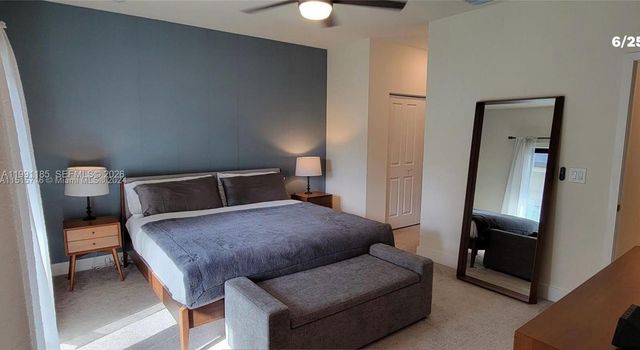 4675 NW 83rd Pkwy, Doral, FL 33166