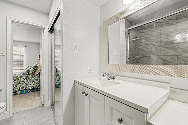 336 Melrose Drive 18A, Richardson, TX 75080